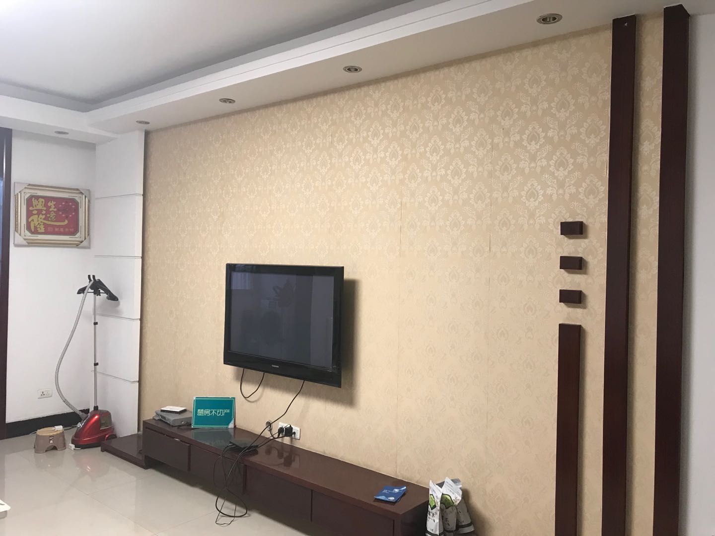 骏马雅苑精装三房拎包入住过渡宜居都适合