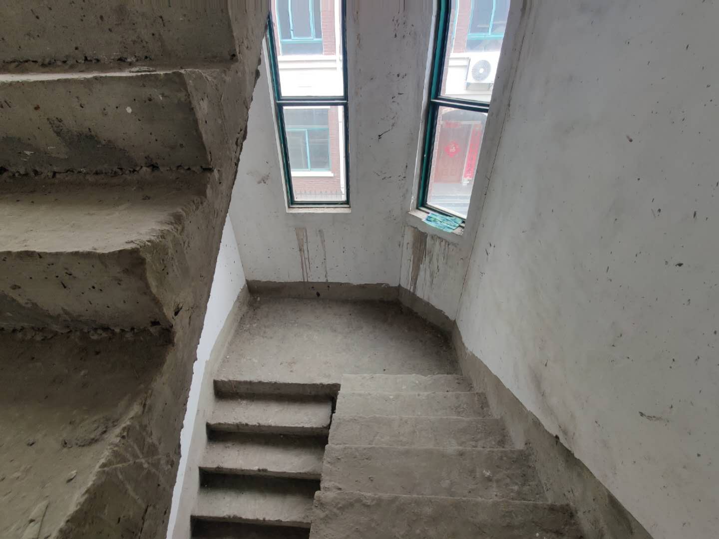 桃园居别墅职院对面有车库好停车带花园要便宜别墅的看过来