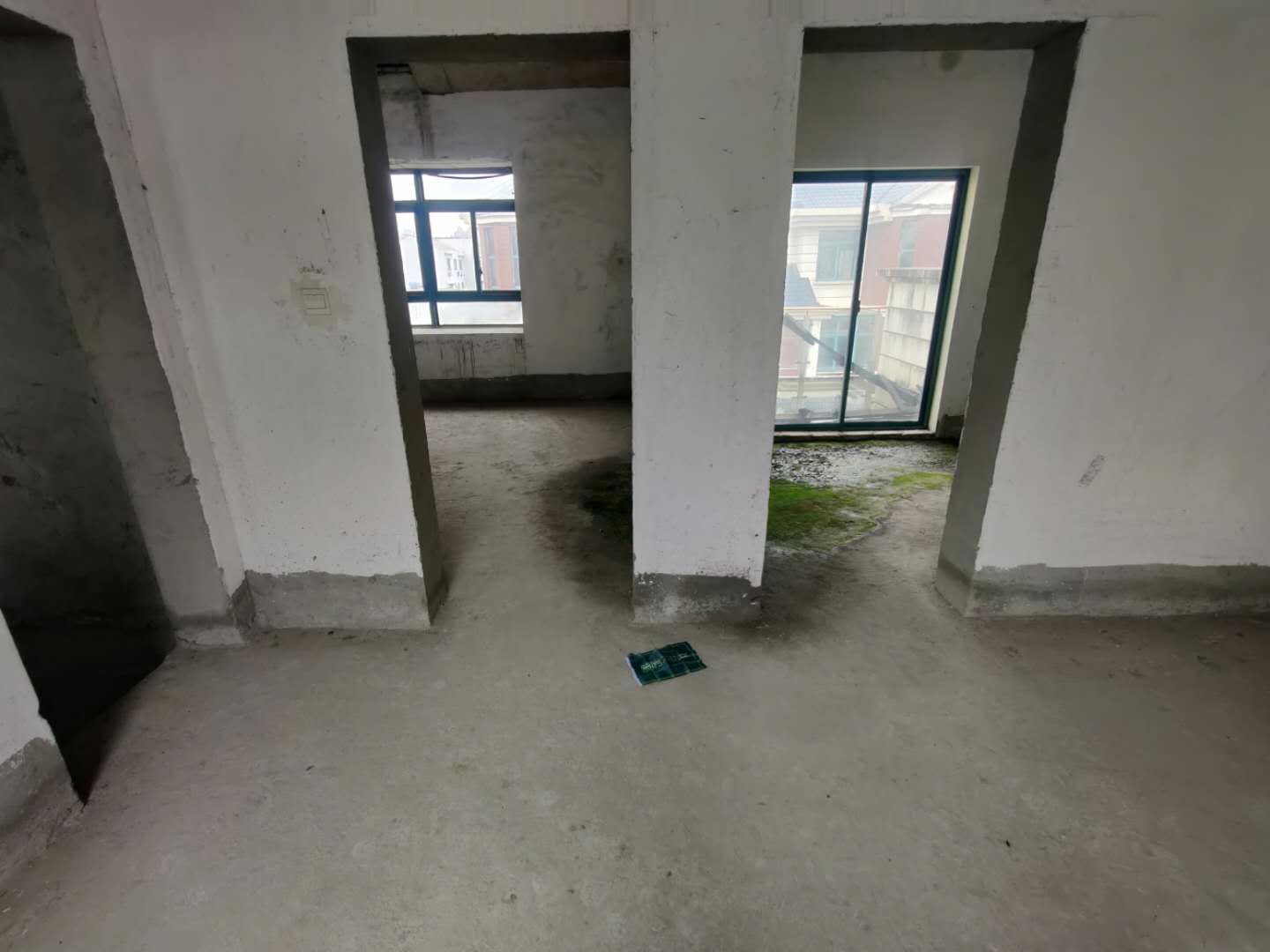 桃园居别墅职院对面有车库好停车带花园要便宜别墅的看过来