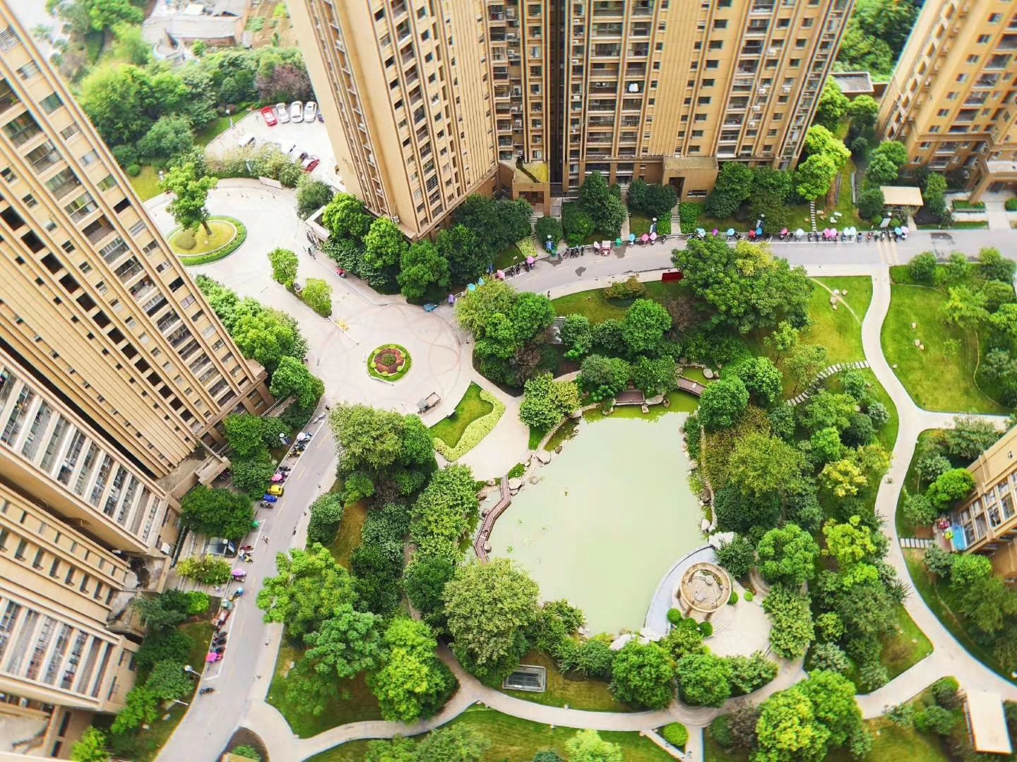 实力浙商品质保证万荣锦绣江山新妇幼旁九中边上仙小实景现房5318平起好房源递减中找我享团购优惠！