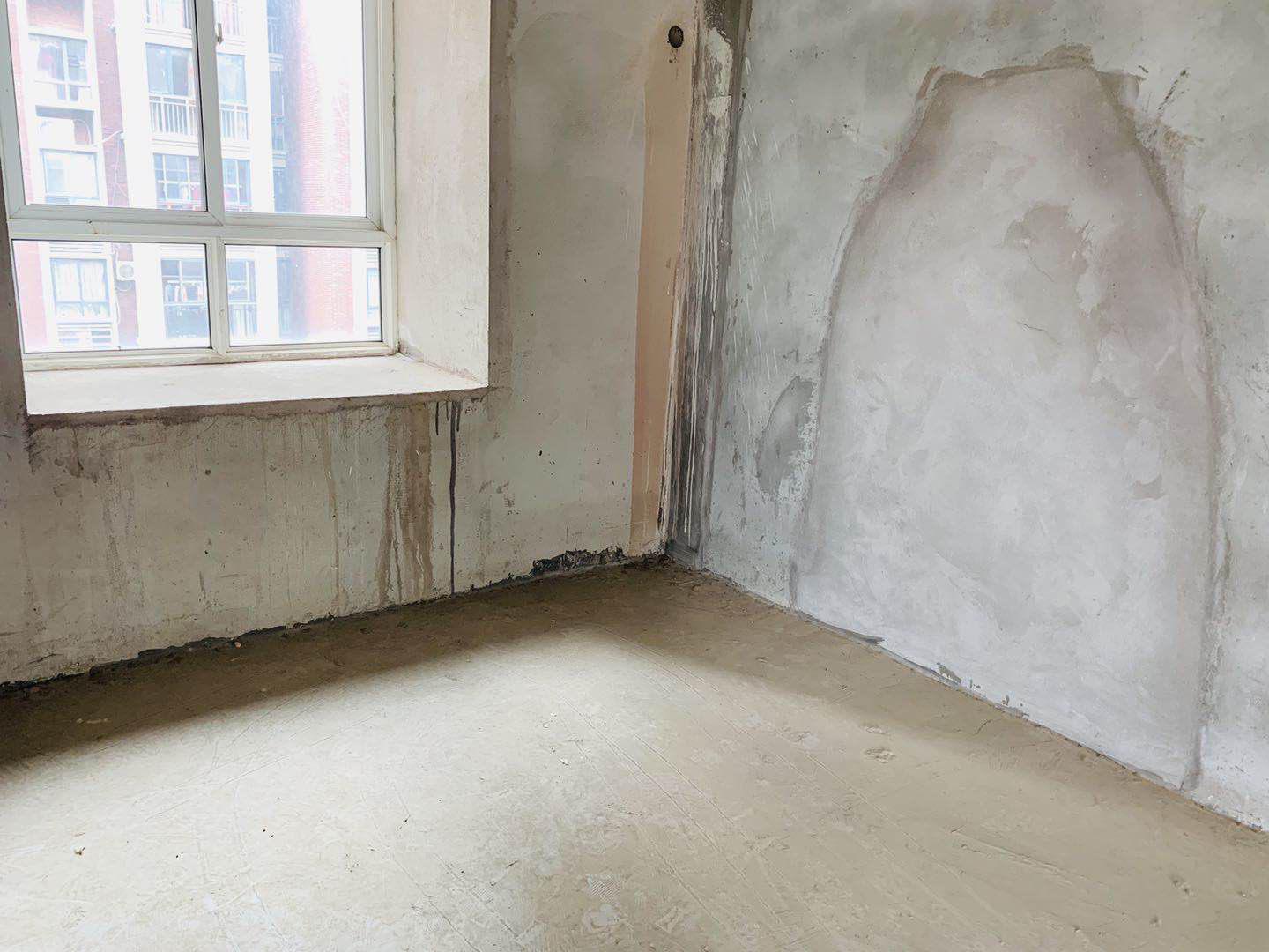 明珠新城三室两厅一卫85平45万