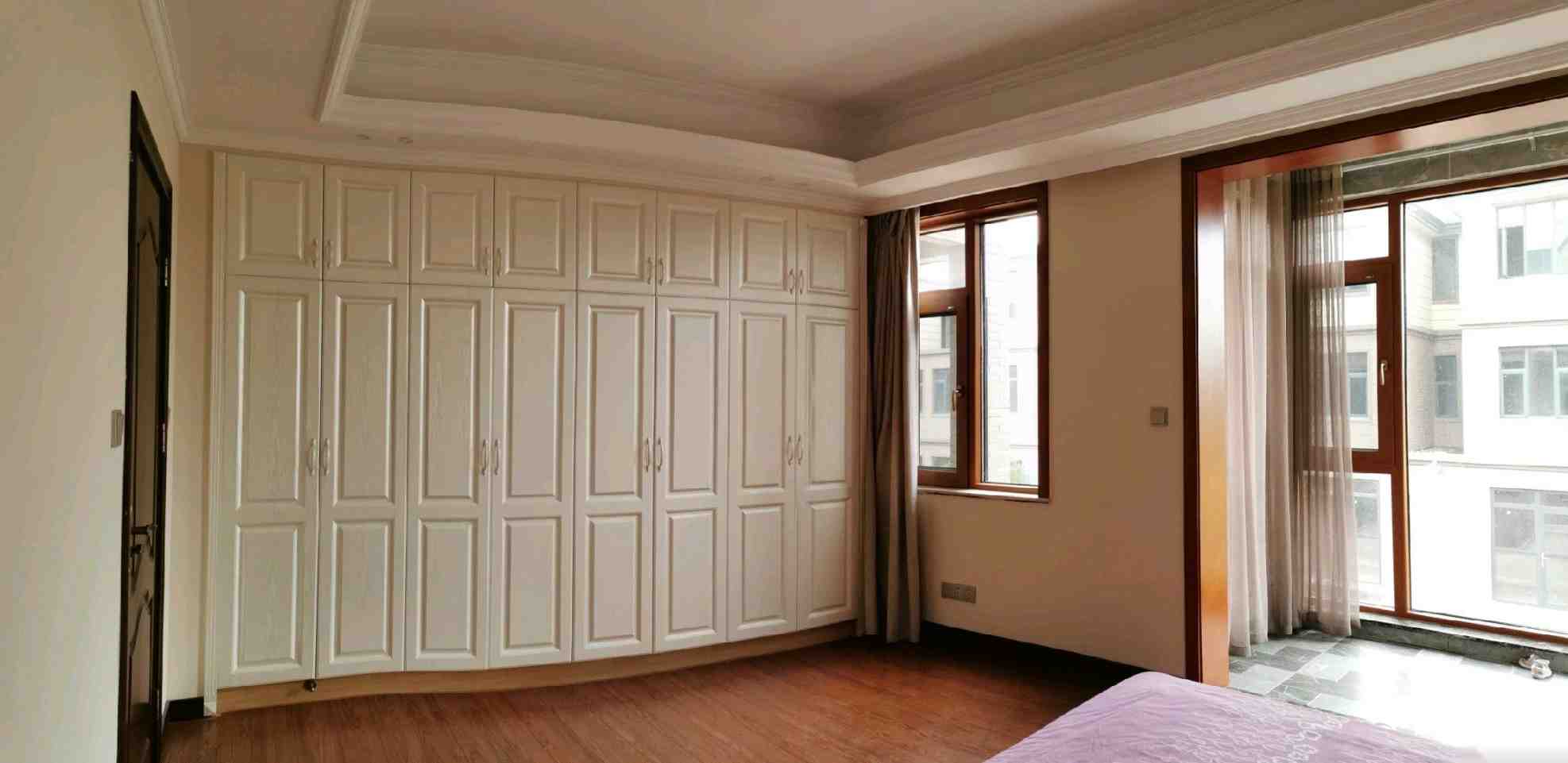 挖沟别墅189平豪装九成新150万