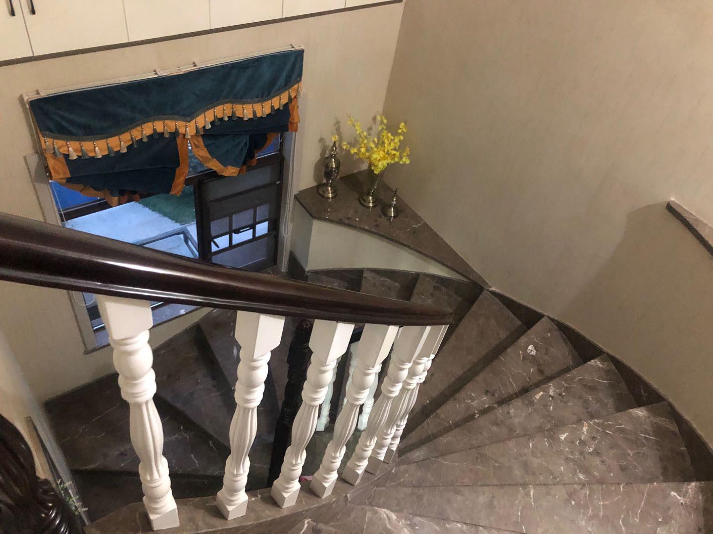 新城壹号五期豪装复式品牌家具家电拎包即住