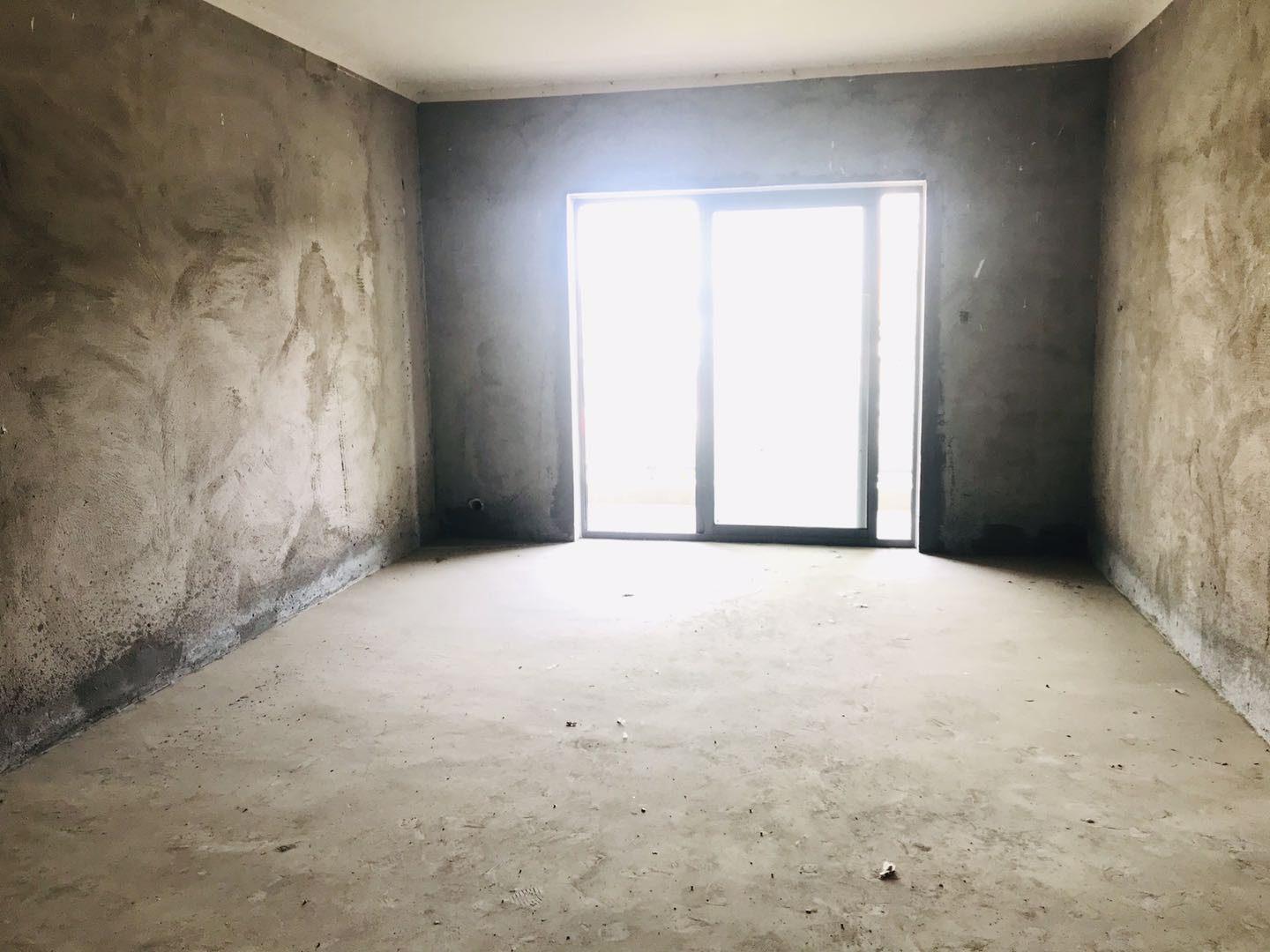 上林仙苑纯板房户型三室两厅一卫一阳台急售户型 