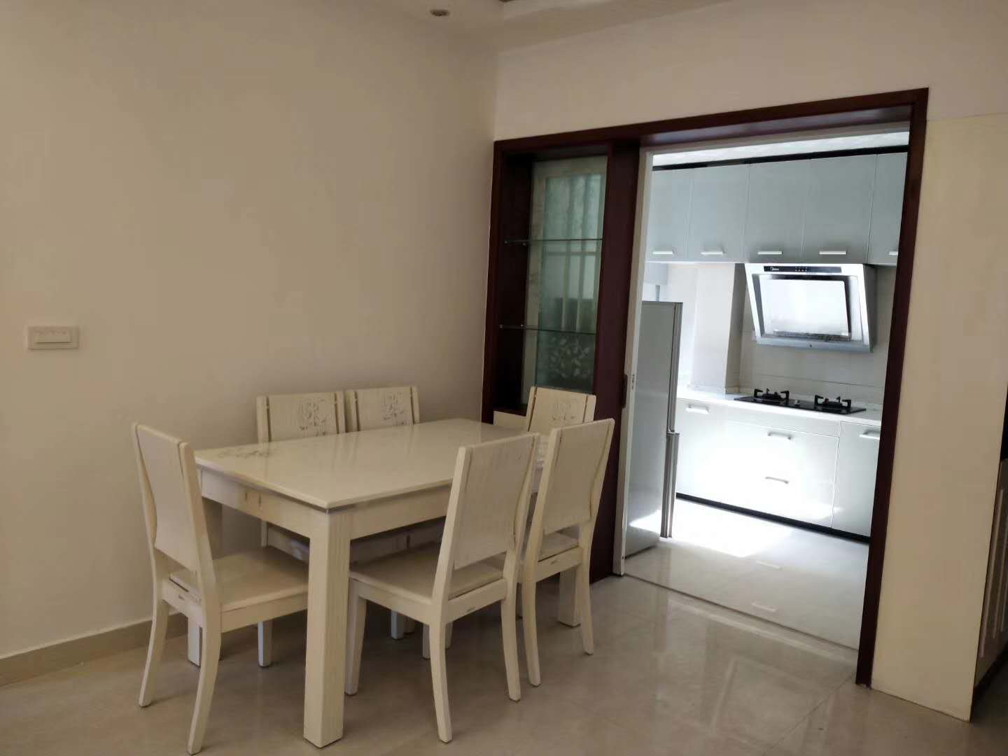 世纪雅苑精装二房业主诚间出售家电全送