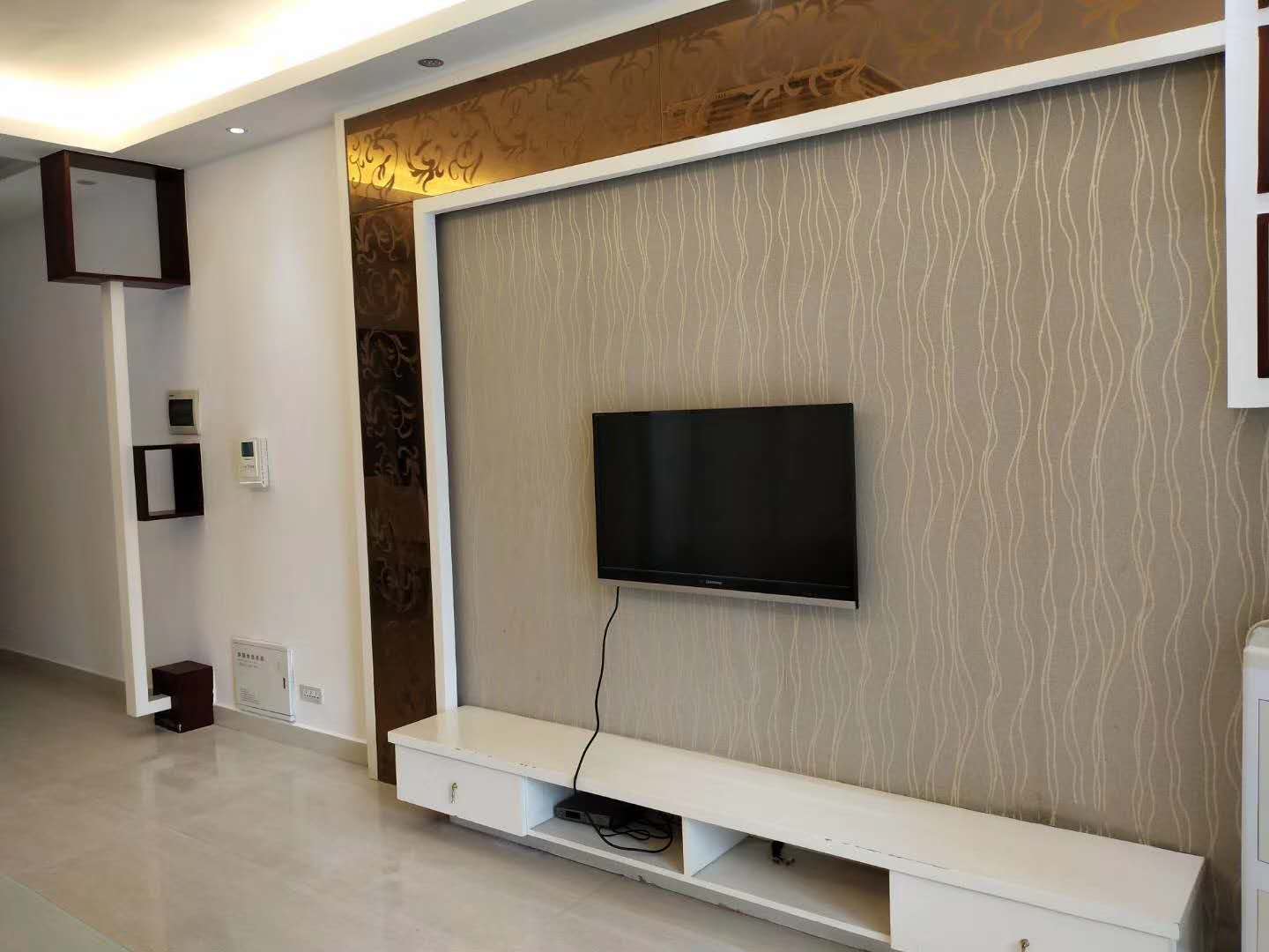 世纪雅苑精装二房 业主诚间出售 家电全送