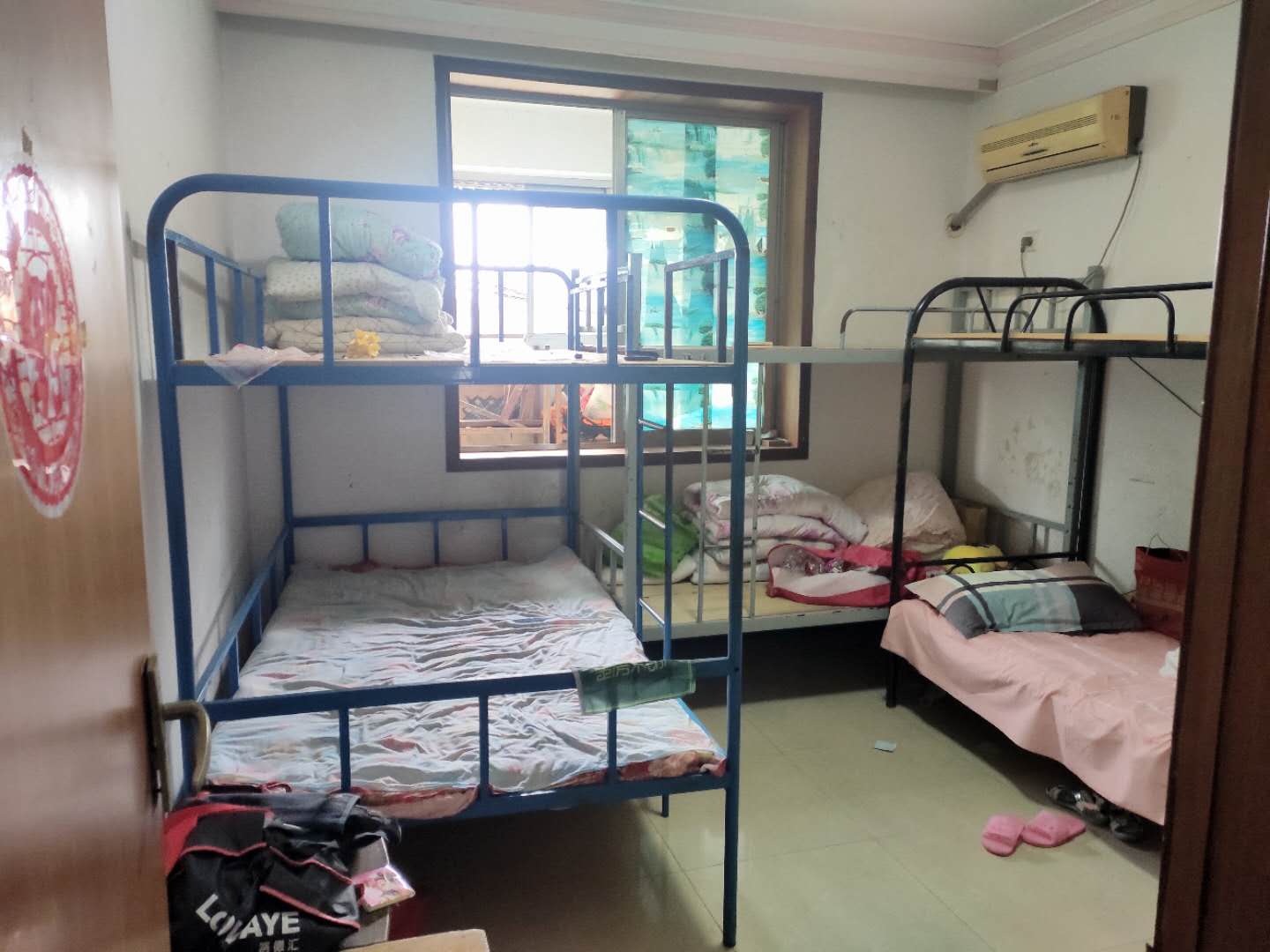 五星小区四房两厅周边生活方便诚心出售