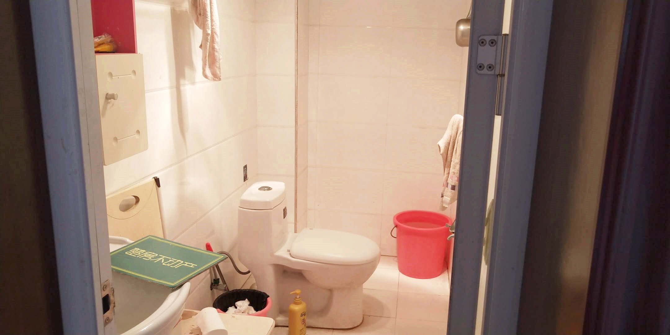 纽芬兰 花园中装步梯三房证件满二看房方便