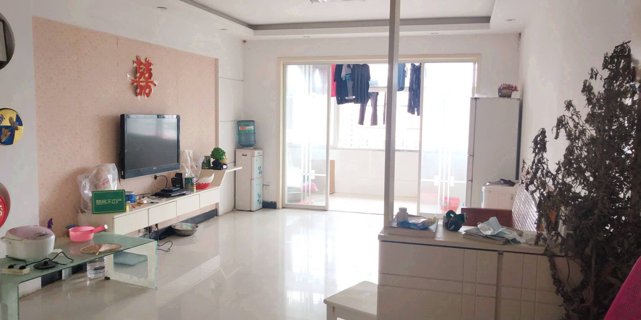 纽芬兰  帝都花园  中装步梯三房 证件满二 看房方便