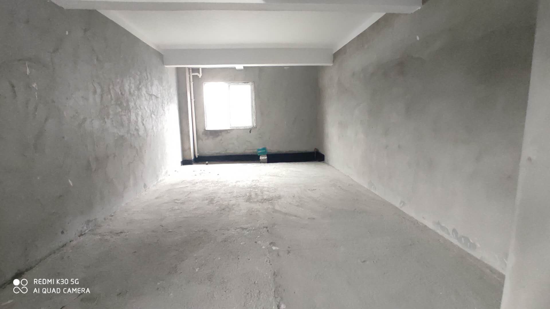 汽车城公寓上下两层复式楼毛坯房诚意出售