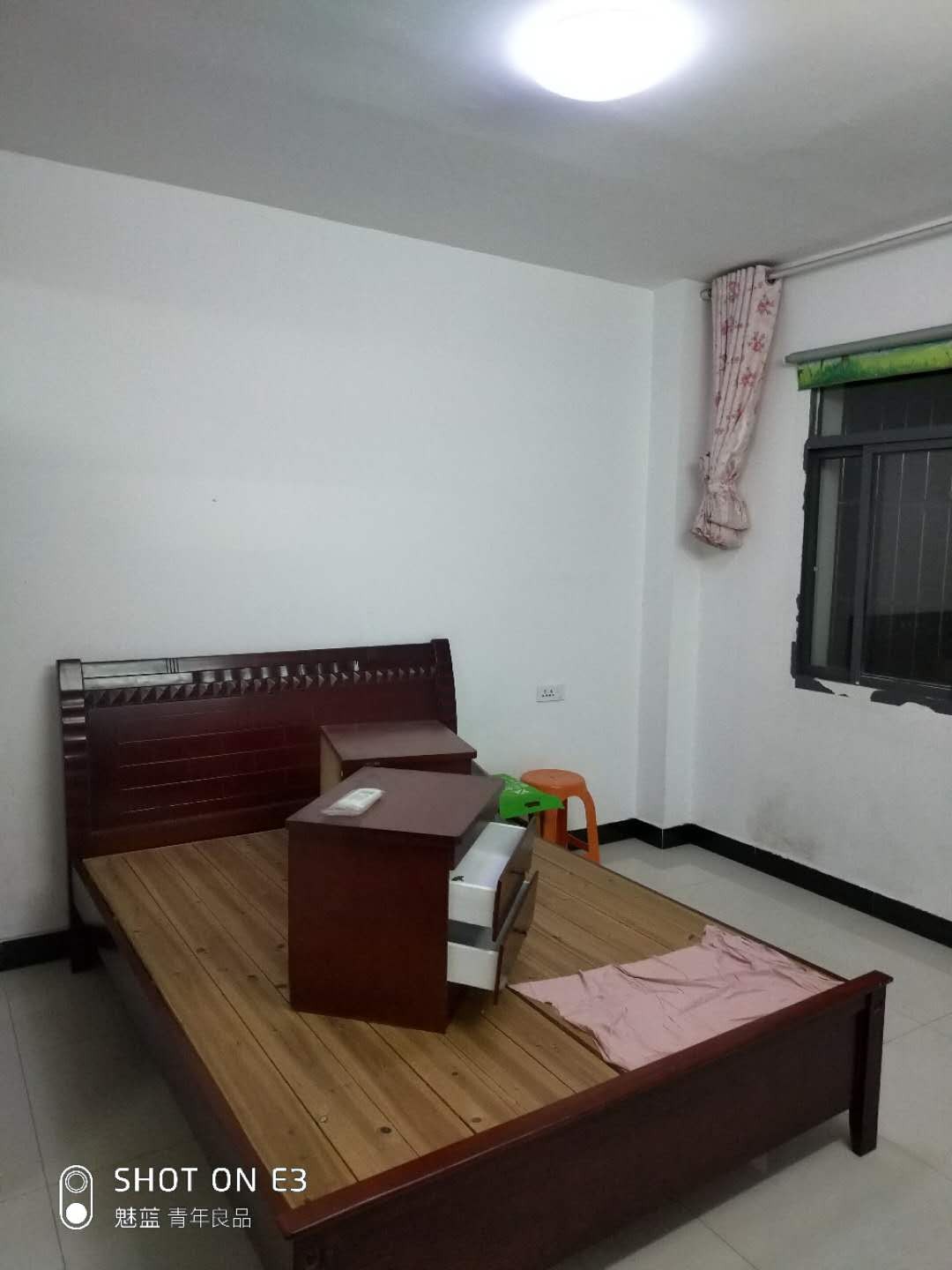 白菜价18万 房离仙桃中学 近不过马路 安全的 房可租售