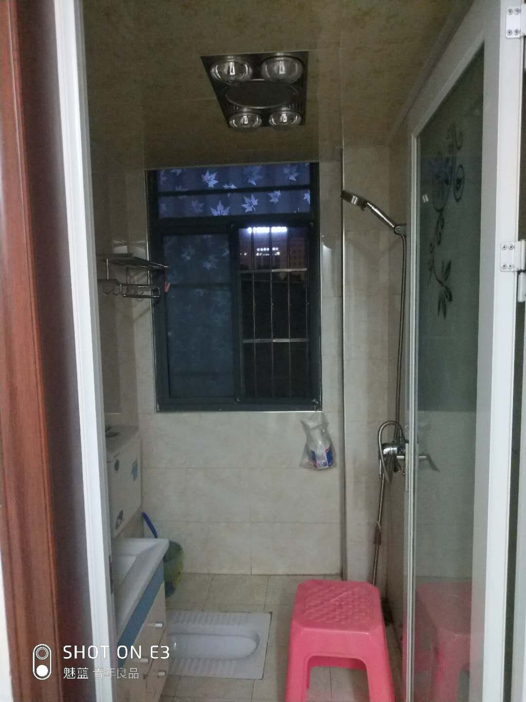 白菜价18万 房离仙桃中学 近不过马路 安全的 房可租售