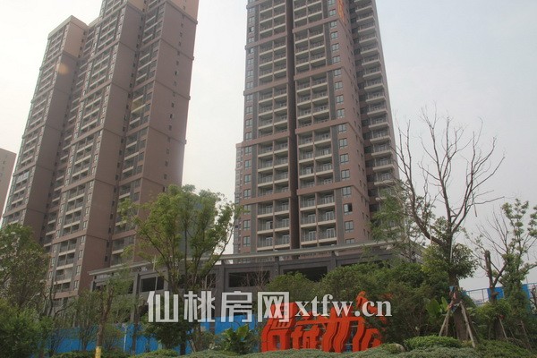 漫城林语5月工程进度 二期已经开始打桩