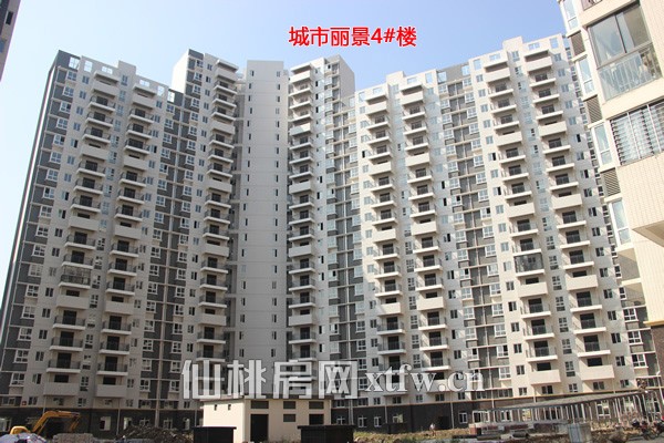 星城国际9月工程进度 小区绿化正在施工中