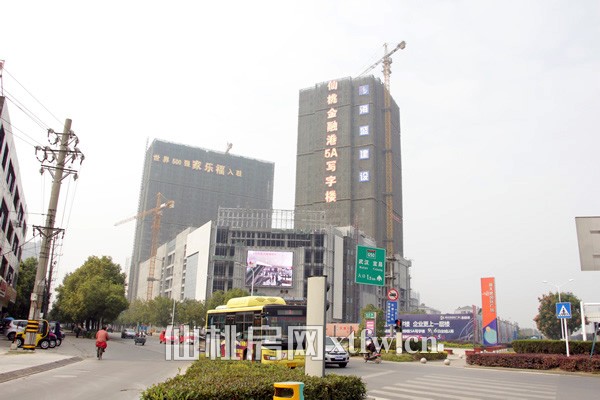 新天地国际广场10月工程进度 商场外立面即将呈现