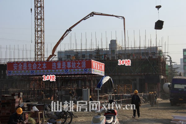 奥星凤凰城11月工程进度 9#楼商铺已经开始动工