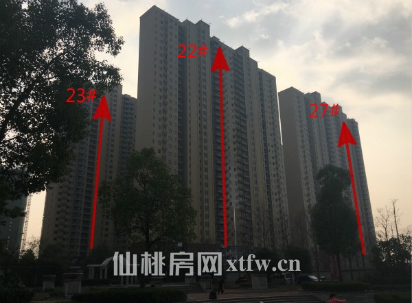 满庭春工程进度 3.2期25#楼建至26层