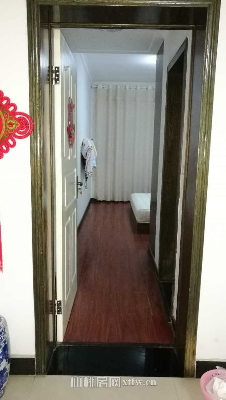 钱沟中商阳光城三室两厅两卫精装修家电齐全低价出售