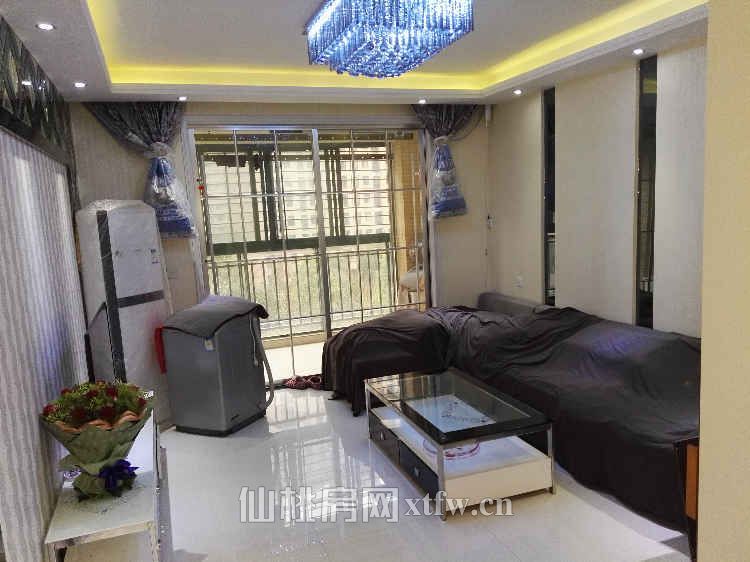 新城一号一期三房两厅 装修带家电