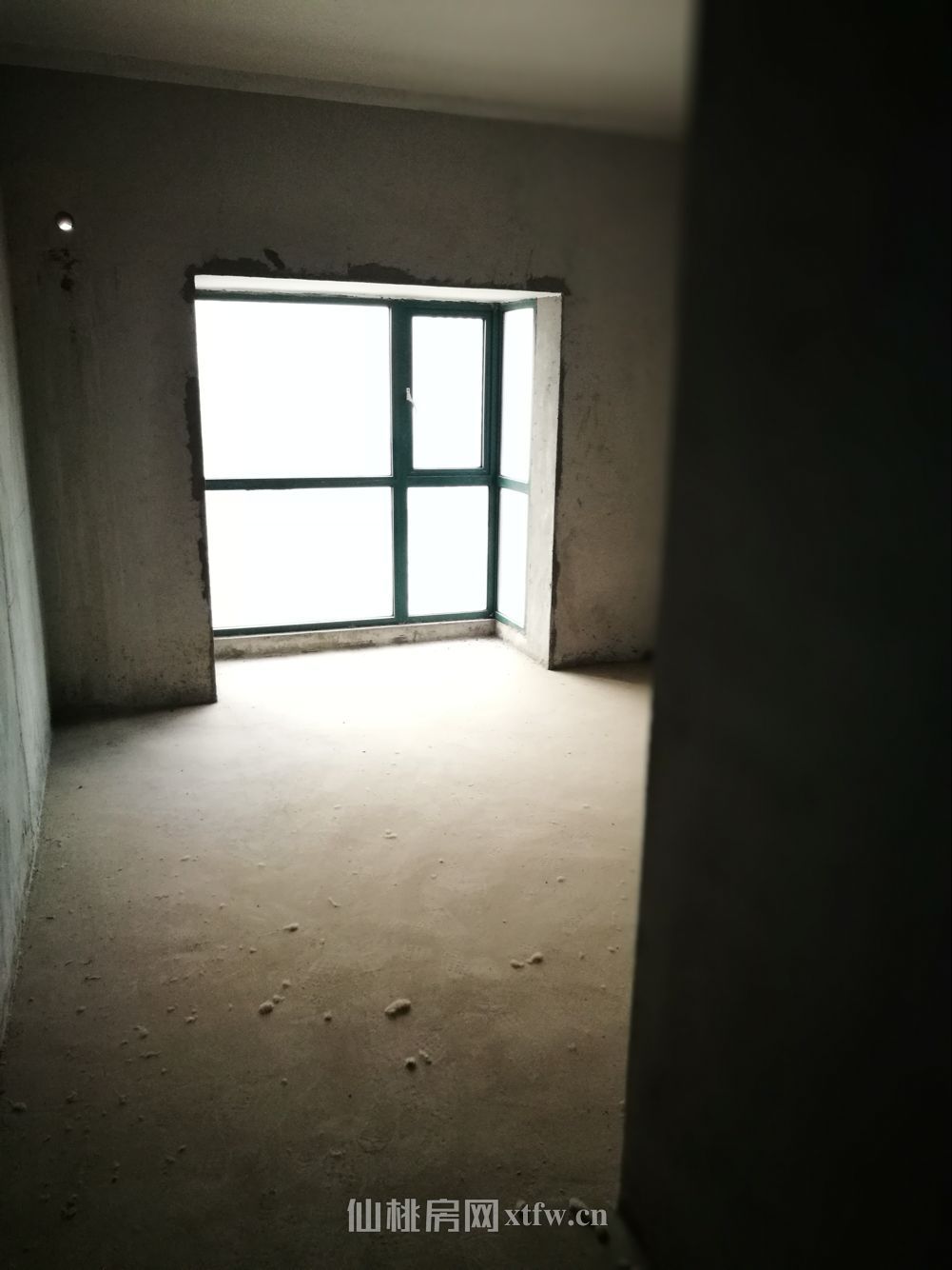 时代广场毛坯房屋出售