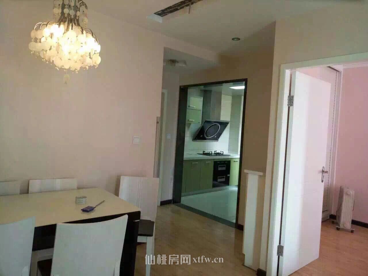 三丰鼎城两室一厅出售