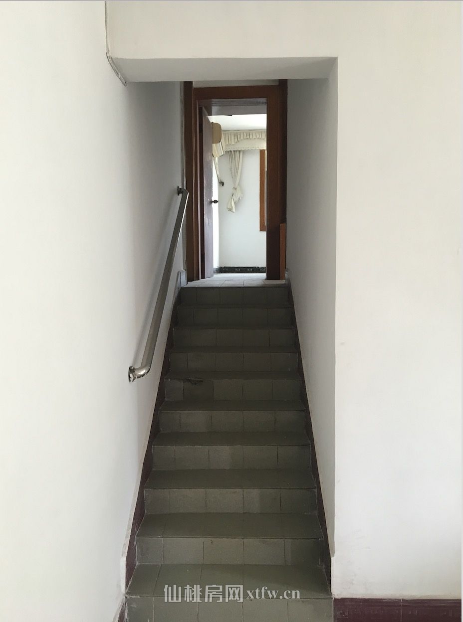 流潭公园开发区宿舍靓房出售