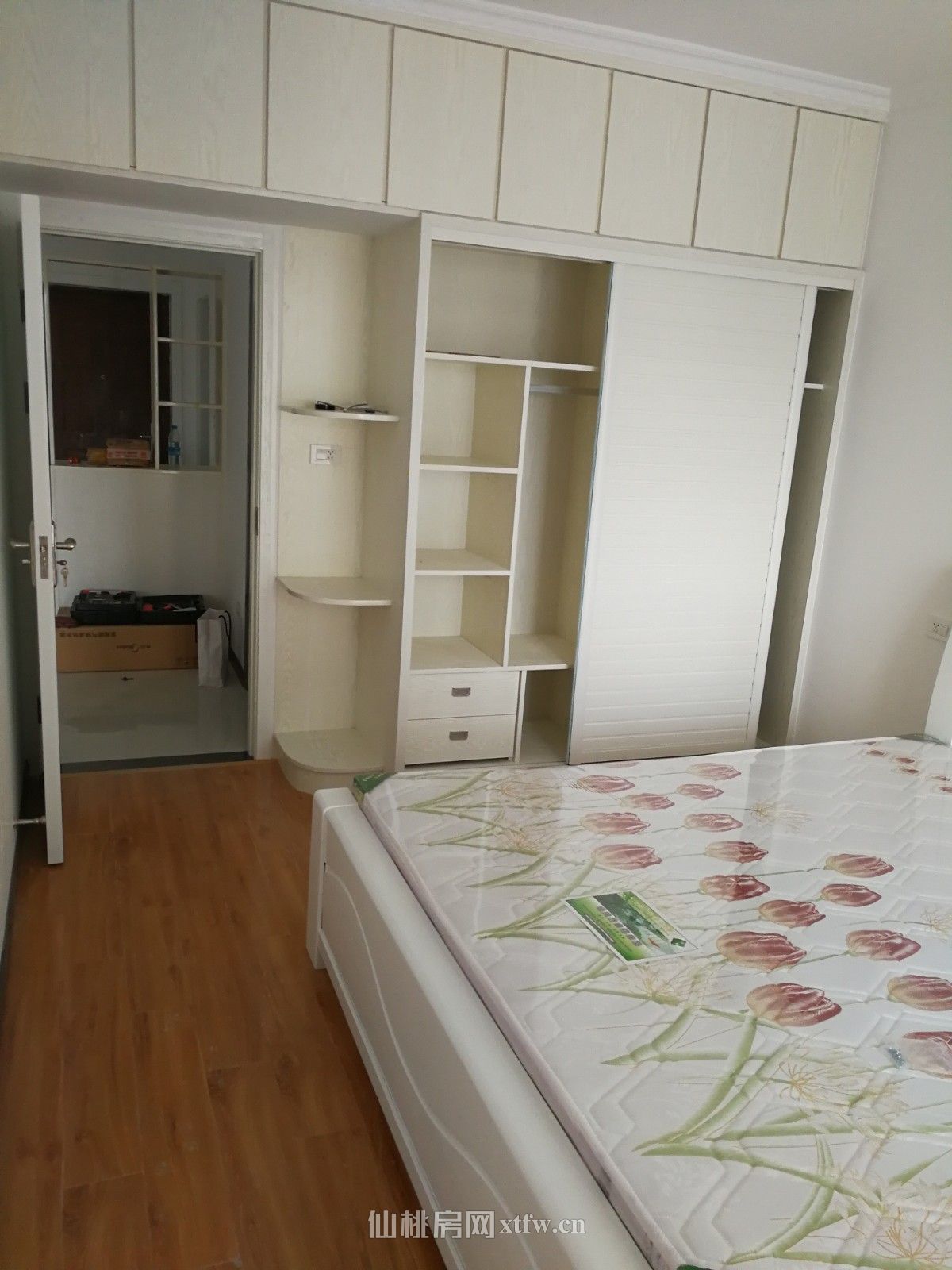 新一中学区房翰墨苑小区