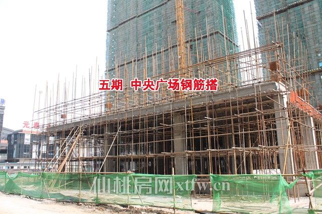 2017062920321927508pe6twn.jpg B3中央广场.jpg