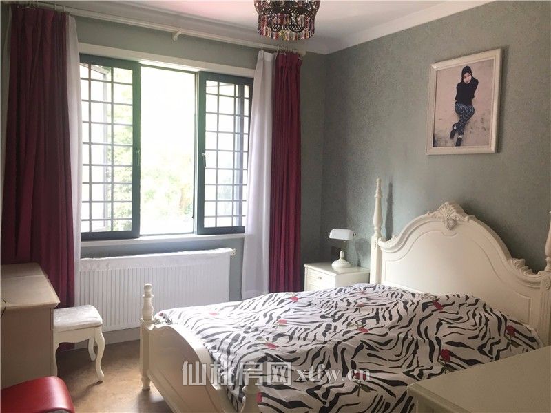 急售！绿地华庭豪装复式楼拎包入住