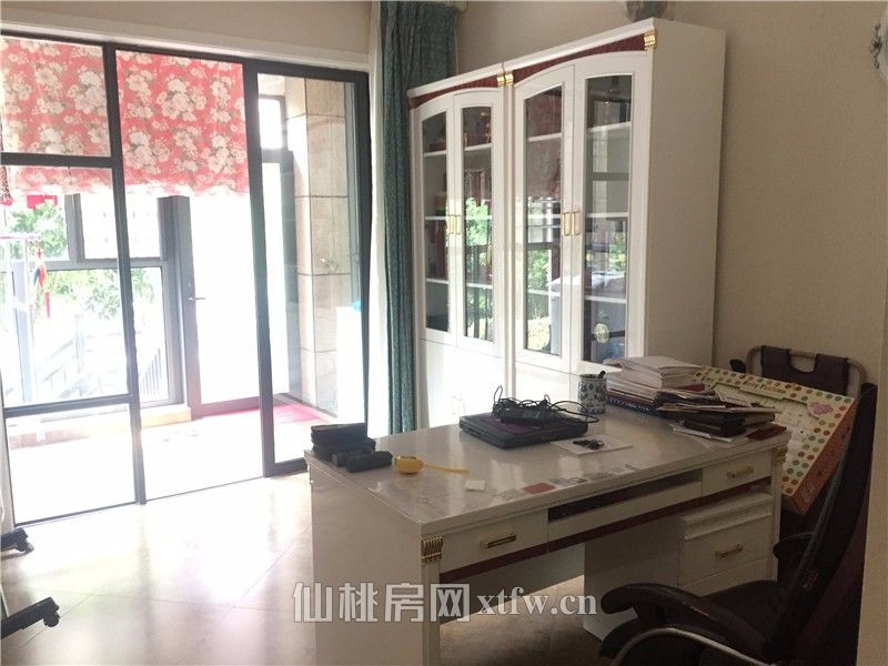 急售！绿地华庭豪装复式楼拎包入住