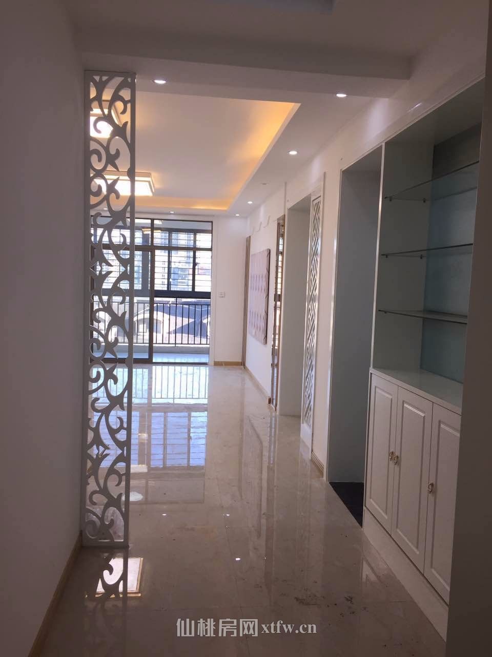 金诚花园高层-全套家具家电-房主自租