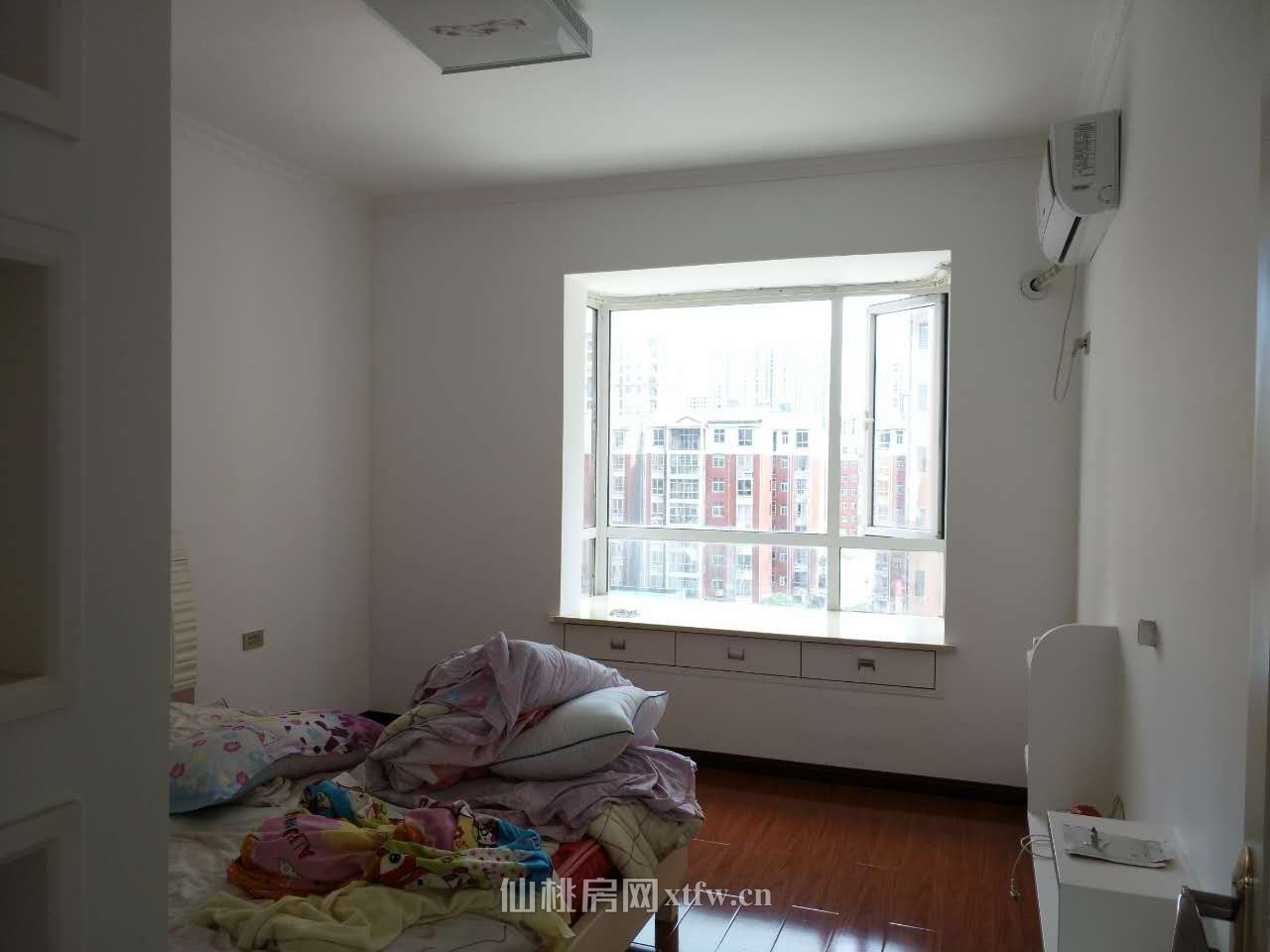 新城一号房毛坯急售55W欢迎叨扰