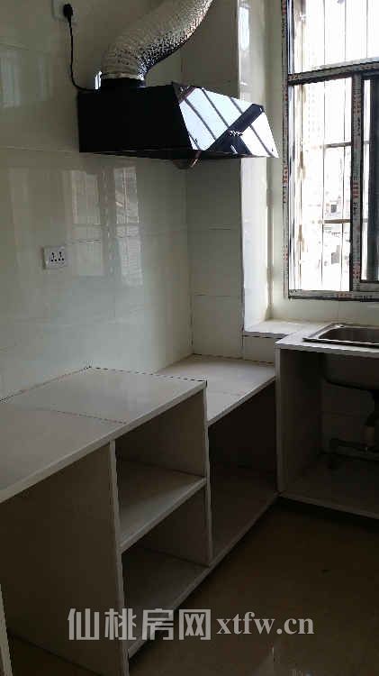 一中对面【一室一厨一卫】武商 中医院附近