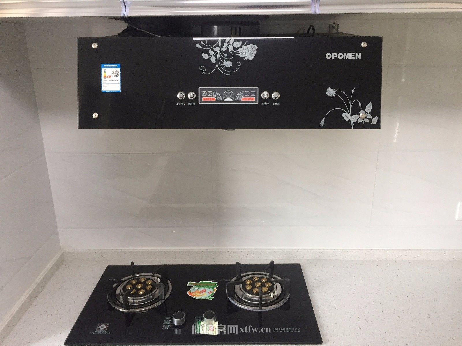 金诚花园高层-全套家具家电-房主自租