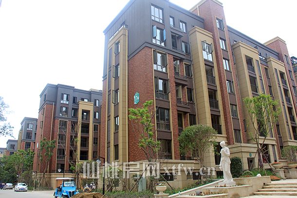 绿地·香格里拉8月进度 12#-15#楼即将封顶