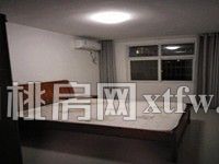 高速公路入口对面，金港湾酒店旁两室一厅