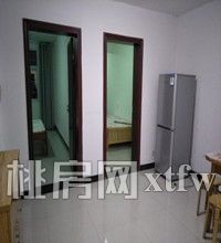 高速公路入口对面，金港湾酒店旁两室一厅