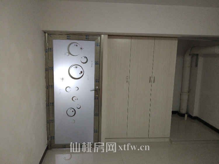 新房出租，还可以开个麻将室。