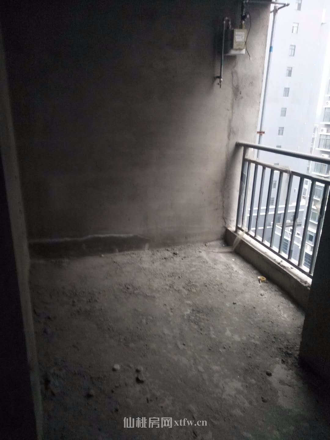 新城壹号旁刘口和谐新村小区还建房可合同更名稀缺电梯房非诚勿扰！！