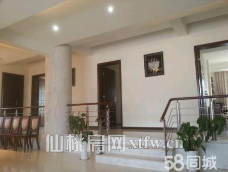 复州花园电梯房235平米豪华装修仅售139万