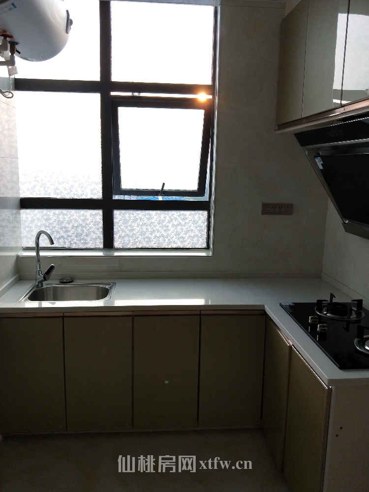 仙桃中学正对面富迪三友学府公寓