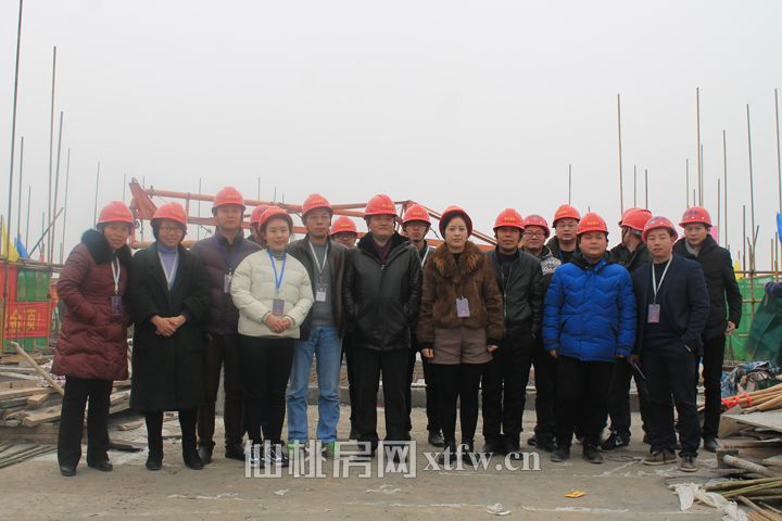 南国明珠7#楼喜封金顶 未来可鉴 幸福可期！