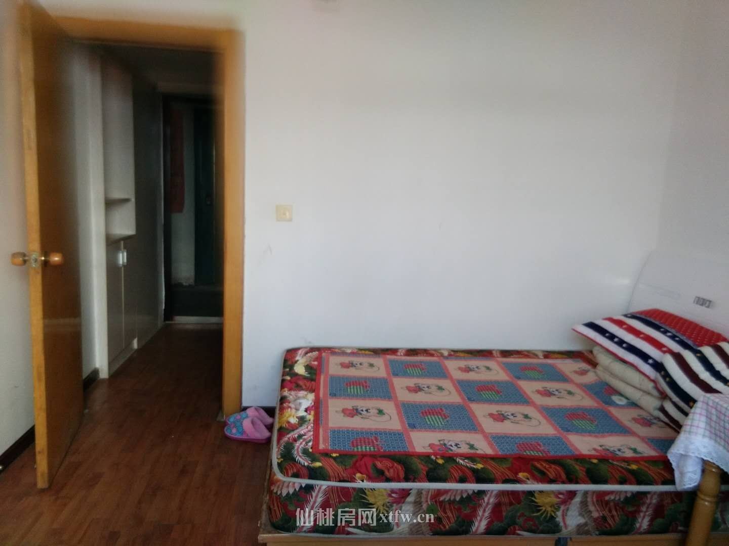 商城附近，单门 户，阳光充足，光线好的房屋出租或出售