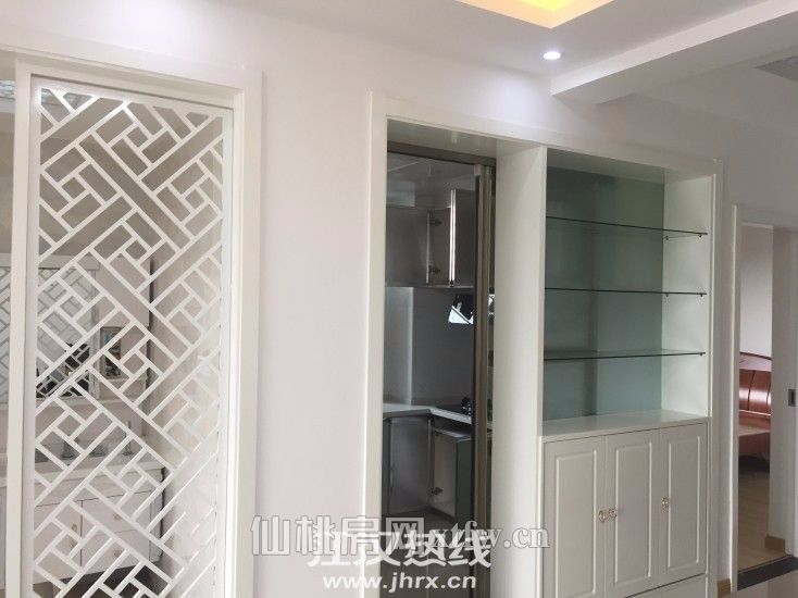 金诚花园高层-全套家具家电-房主自租