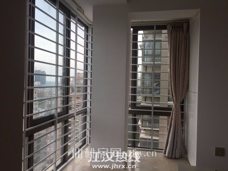 金诚花园高层-全套家具家电-房主自租