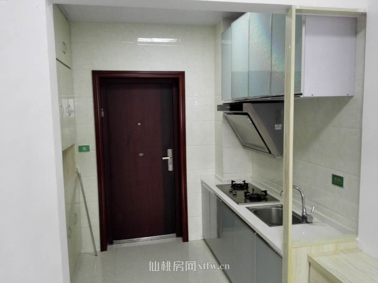 仙桃中学对面学府公寓1室1厅1厨1卫50平米出租