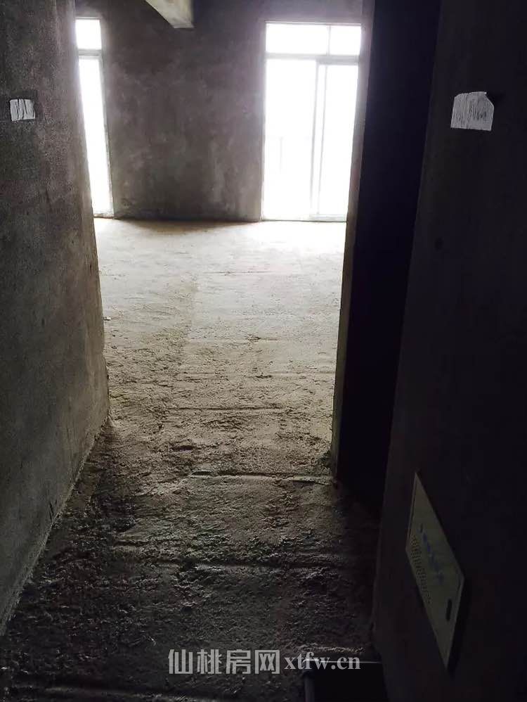 准毛坯新房出售