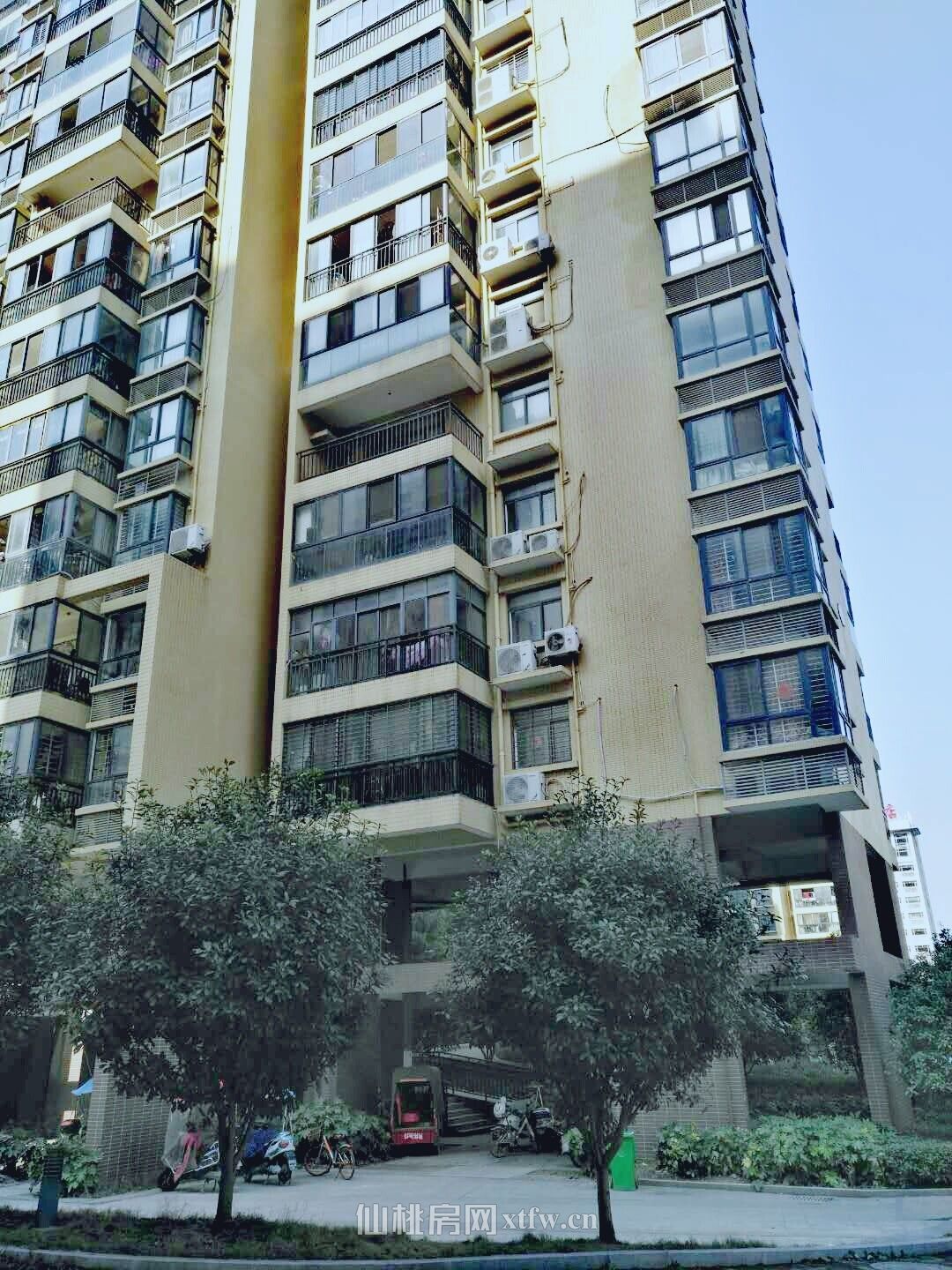 三丰鼎城入户花园送大露台165平洋房急售