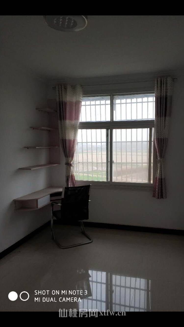 西流河中学精装房