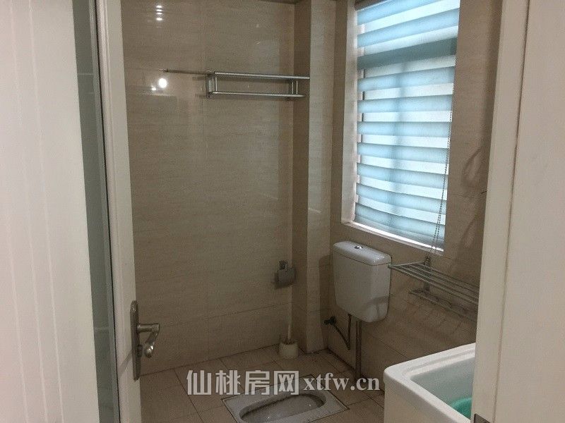 时代广场2室2厅写字楼